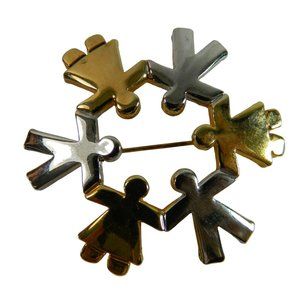 Brooch Pin Children Holding Hands Peace In The World Silver Gold Toned TPM Mark